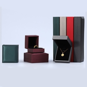 Boîte à bijoux en cuir PU de luxe avec logo personnalisé, prix d'usine, pour bracelet, collier, pendentif, boucles d'oreilles, boîte à bijoux en velours - Product Image 2