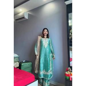 Elegante Traje Palazzo para Fiesta con Kurti Largo Bordado y Dupatta para Mujer, Perfecto para Eventos Tradicionales y Compromisos - Product Image 1