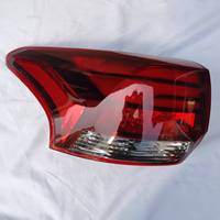 Accessoires d'éclairage automobile, feux arrière gauche et droit, feux arrière 8330B131 8330B132, adaptés à Mitsubishi Outlander 2016