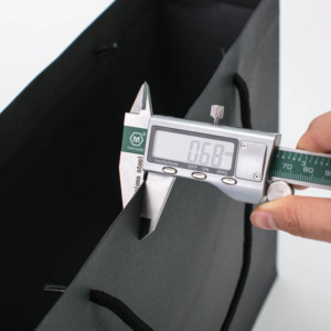 Impresión de encargo de la bolsa de <span class=keywords><strong>papel</strong></span> del bolso de compras de <span class=keywords><strong>papel</strong></span> al por mayor para el empaquetado de la joyería - Product Image 5