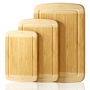Juego de 3 Tablas de Cortar de Bambú Ecológicas y Duraderas con Ranuras para Jugo, Superficie Antiadherente, Logotipo Grabado con Láser, No Tóxicas para Uso en la Cocina - Product Image 1