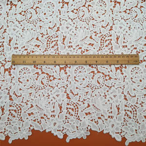 Dentelle florale en soie de lait luxueuse avec broderie élégante soluble dans l'eau pour robes de mariée haut de gamme - Product Image 3