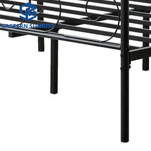 Cadre de lit en métal au design simple <span class=keywords><strong>pour</strong></span> la location, idéal <span class=keywords><strong>pour</strong></span> salon, hôtel, <span class=keywords><strong>chambre</strong></span> <span class=keywords><strong>à</strong></span> coucher, appartement - Product Image 6
