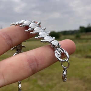 Bracelet Bestseller Style Hip-hop Y2K pour Hommes, Accessoires Punk, Alliage de Zinc, Bracelet Centipède & Dragon Chinois 3D, Fermoir Mousqueton - Product Image 1