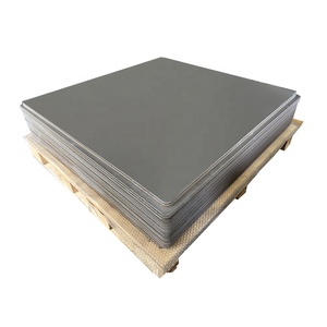 Feuilles de <span class=keywords><strong>plomb</strong></span> pour <span class=keywords><strong>toiture</strong></span> aux rayons X de 1 mm, 1,5 mm, 2 mm – <span class=keywords><strong>Rouleau</strong></span> de <span class=keywords><strong>plomb</strong></span> durable pour des performances optimales - Product Image 2