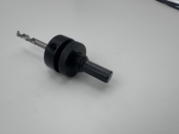 Mandrin universel pour scie cloche à tige hexagonale avec foret pilote pour fixation rapide