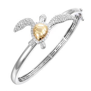 Colgante de Tortuga <span class=keywords><strong>Honu</strong></span> de Dos Tonos en Plata de Ley Chapada en Oro y Rodio Personalizado con Cadena para Mujer - Product Image 5