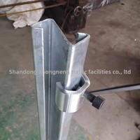 Poteaux de garde-corps routier ondulés de type Z, galvanisés à chaud, de qualité professionnelle pour l'exportation, remplissables d'eau, conformes aux normes de sécurité routière