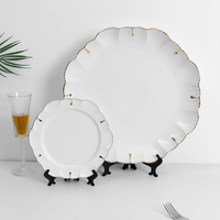 Service de table en porcelaine fine de style moderne avec bordure dorée, anti-fuite, logo personnalisé pour la maison, les mariages et les restaurants