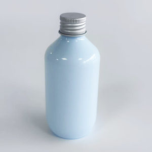Bouteille de voyage en PET bleu pastel avec logo personnalisé et bouchon à vis argenté pour lotion corporelle, gel douche, cosmétiques faits <span class=keywords><strong>maison</strong></span>, vente en gros - Product Image 2