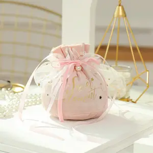 Lüks ren geyiği büzme ipli kadife çanta özel Logo paketler ambalaj çanta takı çantası yuvarlak küçük şeker kese için düğün için