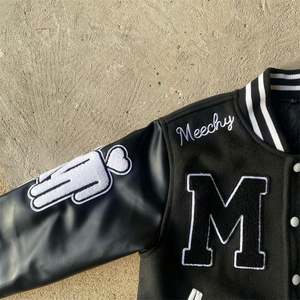 Streetwear OEM avec logo personnalisé, bombardier hiver en cuir polaire brodé de chenille de haute qualité, veste Letterman pour hommes - Product Image 2