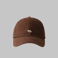 Gorra de béisbol personalizada de 100% algodón Unisex Fabricante Logotipo bordado personalizado Color sólido Gorra de béisbol de 6 paneles Sombrero de papá
