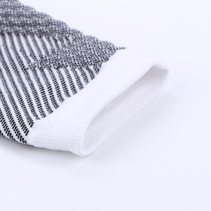 Chaussettes de compression anti-fatigue pour hommes et femmes, tailles S-2XL, confortables, soulagent les gonflements, pour le sport - Product Image 3