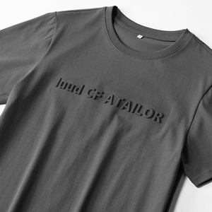 T-shirts graphiques OEM à col rond avec logo personnalisé, impression en relief, t-shirts pour hommes, vêtements d'été, t-shirt - Product Image 2