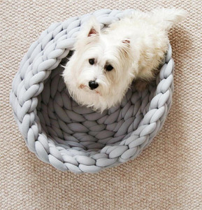 Nueva Cama para Mascotas de Fieltro con Patrón Sólido, Color y Tamaño Personalizables, Tejida a Mano, Tipo Nido Triangular para Gatos, Lavable a Máquina, Transpirable y Refrescante - Product Image 2