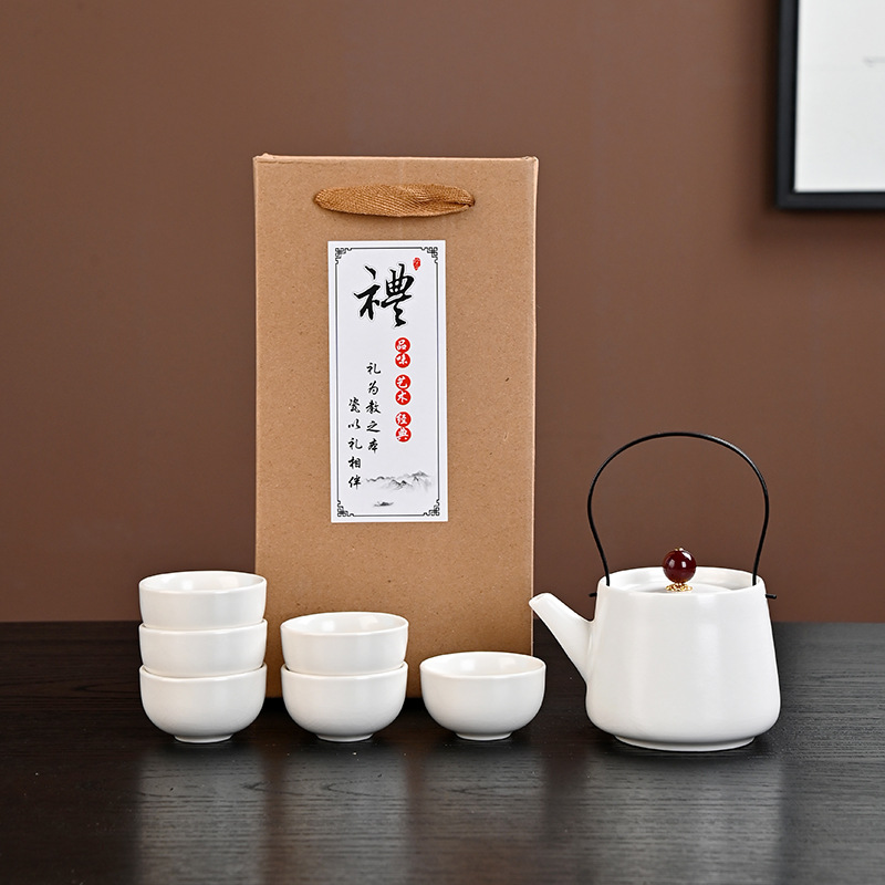 Ge ware 6 tasses blanc laiteux