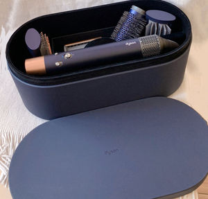 Oferta Especial: Estilizador Airwrapes Completo de la Mejor Calidad con Estuche de Cuero y Accesorios para el Cuidado del Cabello Airwrapes - Product Image 4