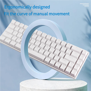 Clavier de jeu mécanique filaire 68 touches au design mini, interrupteurs à axe rouge, rétroéclairage RGB USB Type-C, clavier gamer 60 % - Product Image 5