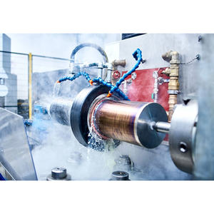 Système de chauffage par induction à sortie dynamique pour environnements industriels avec contrôle précis et performance énergétique optimisée - Product Image 1