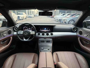 <span class=keywords><strong>Mercedes</strong></span>-Benz Classe <span class=keywords><strong>E</strong></span> 2019 (Importé<span class=keywords><strong>e</strong></span>) Berline de luxe d'occasion de taille moyenne <span class=keywords><strong>E</strong></span> 260 Sport RWD 9G-<span class=keywords><strong>TRONIC</strong></span> Style sportif Voiture importé<span class=keywords><strong>e</strong></span> haut de gamme - Product Image 4