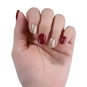 Hot Sell Luky Short Wedding Style Nagel anpassen Drücken Sie auf Pakete Quadratische Nägel Form Glänzende künstliche Acryl nägel