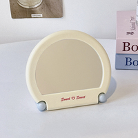Nouvelle Arrivée Direct Usine : Miroir de Maquillage Portable HD Simple et Coloré pour Bureau, à Suspendre