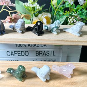 Vente en gros <span class=keywords><strong>d</strong></span>'animaux sculptés en cristal Mini ornements <span class=keywords><strong>d</strong></span>'oiseaux en cristal Oiseaux volants en cristal de Chine pour cadeaux uniques et <span class=keywords><strong>d</strong></span>écoration intérieure - Product Image 4