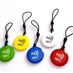 Etiqueta RFID NFC 213 Programable a Prueba de Agua de 13.56Mhz para Llavero de Hotel con Resina Epoxi - Product Image 5