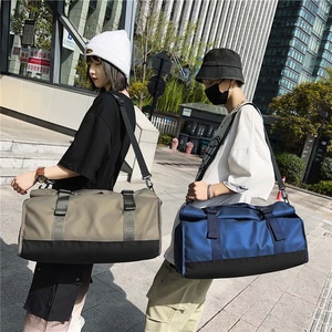 Bolsa de Lona de Gran Capacidad para Viaje, Bolsa de Gimnasio Impermeable con Cierre Enrollable para Hombres y Mujeres, Bolsa Deportiva de Hombro para Entrenamiento y Fitness - Product Image 2