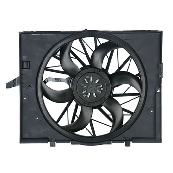 Tech Master Factory E60 5 Series 2002-2009 17427540681 17427603762 17427526824 400W New Fan Radiator Supplier