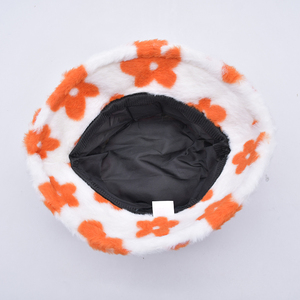 Gorro de Pescador de Felpa para Otoño e Invierno, Cálido, de Piel Sintética, con Logotipo Bordado Personalizado, Gorro de Pescador para Mujer - Product Image 5