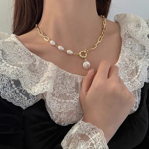 Collar <span class=keywords><strong>de</strong></span> <span class=keywords><strong>Perlas</strong></span> <span class=keywords><strong>de</strong></span> Agua Dulce con Cadena Gruesa <span class=keywords><strong>de</strong></span> Color Dorado Antiguo Europeo, Collar con Colgante <span class=keywords><strong>de</strong></span> <span class=keywords><strong>Perlas</strong></span> para Mujer - Product Image 2