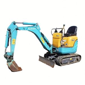 Mini-excavatrice sur chenilles Kubota 008 d'occasion, mini-excavatrice KUBOTA U008 de 800 kg avec accessoire de pince, tarière et brise-roche - Product Image 1