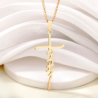 Collier pendentif croix hip-hop tendance en acier inoxydable, accessoires religieux anglais personnalisés, vente chaude