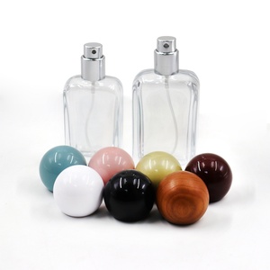 ขวดเปล่าใส 30 มล. 50 มล. 100 มล. ขวดน้ำหอมคุณภาพสูง พร้อมหัวฉีดสเปรย์และฝาครอบลูกบอลหลากสี - Product Image 2