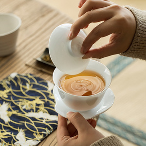 White Porcelain Gaiwan Tea Bowl Mat Chinese Style Three-Piece Coaster Set New Style Kung Fu Tea Bowl Ceramic Coffee Serving - Product Image 1