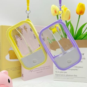 ขวดสเปรย์แบบเติมได้ขนาด 50 มล. รูปทรงบัตร<span class=keywords><strong>เครดิต</strong></span> สำหรับใส่เจลแอลกอฮอล์ล้างมือหรือน้ำหอม ตัวอย่างสินค้า<span class=keywords><strong>ฟรี</strong></span> - Product Image 4
