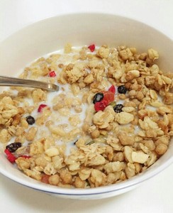 Đ<span class=keywords><strong>a</strong></span> chức năng ăn sáng ngũ cốc thiết bị bột ngô mảnh làm cho dây chuyền sản xuất máy - Product Image 6