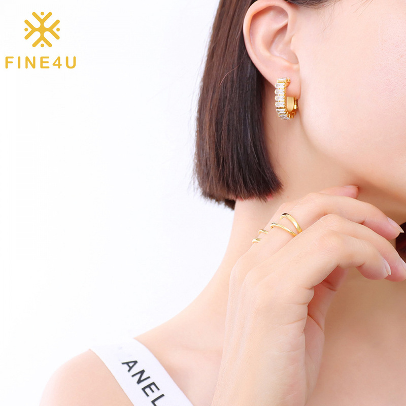 Simple Custom Tarnish Free Fashion Jewelry