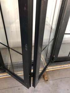 Fenêtre pliante en alliage d'<span class=keywords><strong>aluminium</strong></span> noir minimaliste, style simple, <span class=keywords><strong>couleur</strong></span> chaude, pour maison et balcon - Product Image 6