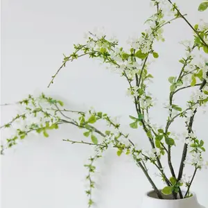 Hot Sales Spring Green Leaves Artificial Wild Flower Bunch Pick For Home Decoration