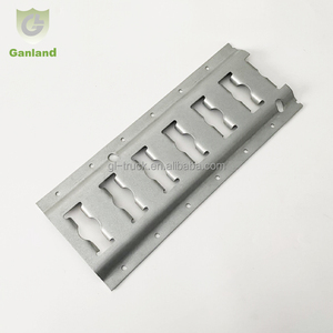 GL-19111 Rail logistique horizontal galvanisé, acier galvanisé, résistance à l'étreinte de 50 000 psi pour montage au sol ou mural sur remorque - Product Image 1