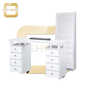Alternativa efectiva de costo y espacio con mesas de uñas separadas, opción perfecta para profesionales de salón - Product Image 1