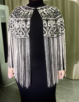 Abaya de style français pour femmes du Moyen-Orient, haut de gamme, en polyester, à bouton unique, courte, avec perles élaborées et pompons, nouvelle collection automne