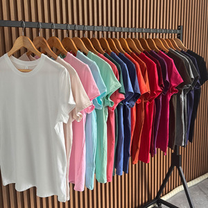 Kunden spezifisches Muster Großhandel Mode Polyester T-Shirt Hochwertige Frauen Grafik druck T-Shirts <span class=keywords><strong>Streetwear</strong></span> Frauen T-Shirt <span class=keywords><strong>Tops</strong></span> - Product Image 1