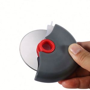 Cortador de Pizza Redondo con Cuchilla de Acero Inoxidable para Cocina, con Logotipo Personalizado - Product Image 5