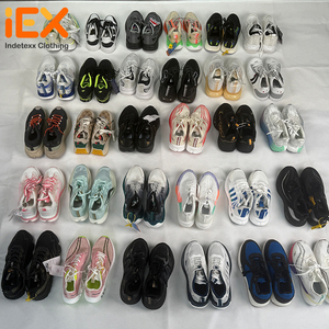 Chaussures de basketball en gros, lot de stock en vrac, surplus d'usine, conteneur complet, importateurs pour l'Amérique centrale, l'Amérique du Sud, l'AMRICA (Amérique Latine et Outre-mer) - Product Image 1