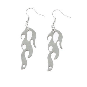 Flame Clavicle Chain <b>Necklace</b> Zinc Alloy Geometric Pendant Daily Wear Harajuku Style Trendy Student <b>Couple</b> Jewelry - Product Image 3