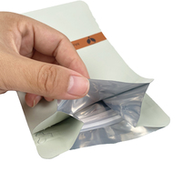 Sacs de café noirs imprimés personnalisés de 100g 250g 500g 1 kg Sachet de café et de thé torréfié écologique avec valve Pochette debout refermable en mylar